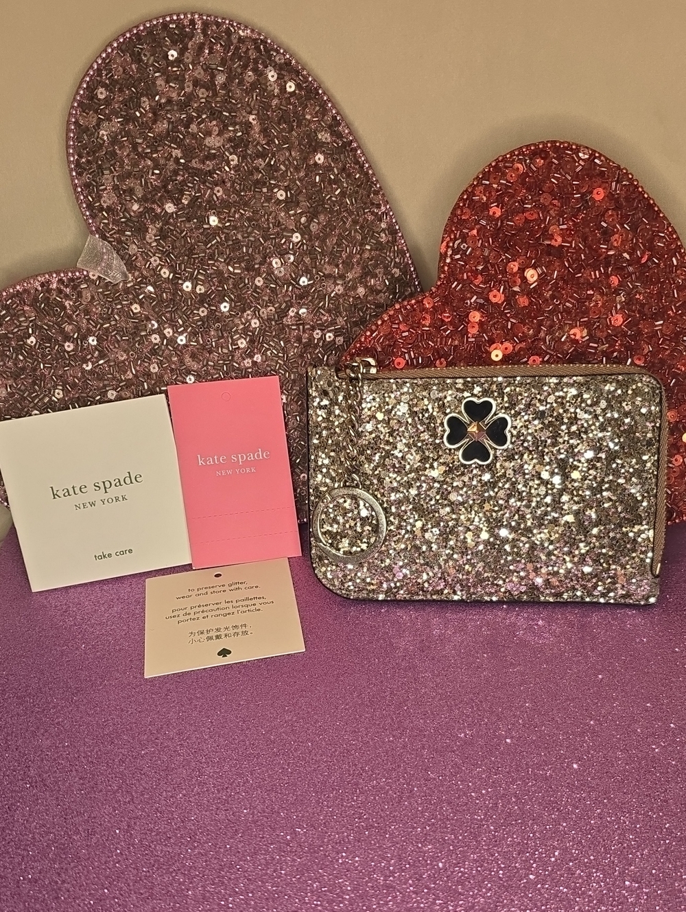 💖♠️Kate Spade♠️💖 Gold Glitter Card Wallet with Clover Charm💖♠️💖♠️💖♠️